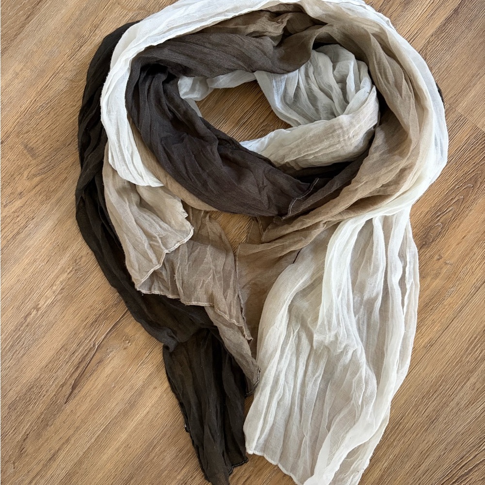 Fraas Brown and Cream Scarf